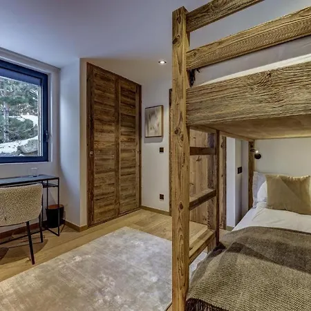 Luxurios Chalet With Indoor Pool, Sauna And Jacuzzi Villa *