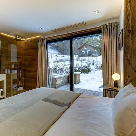 Vila Luxurios Chalet With Indoor Pool, Sauna And Jacuzzi
